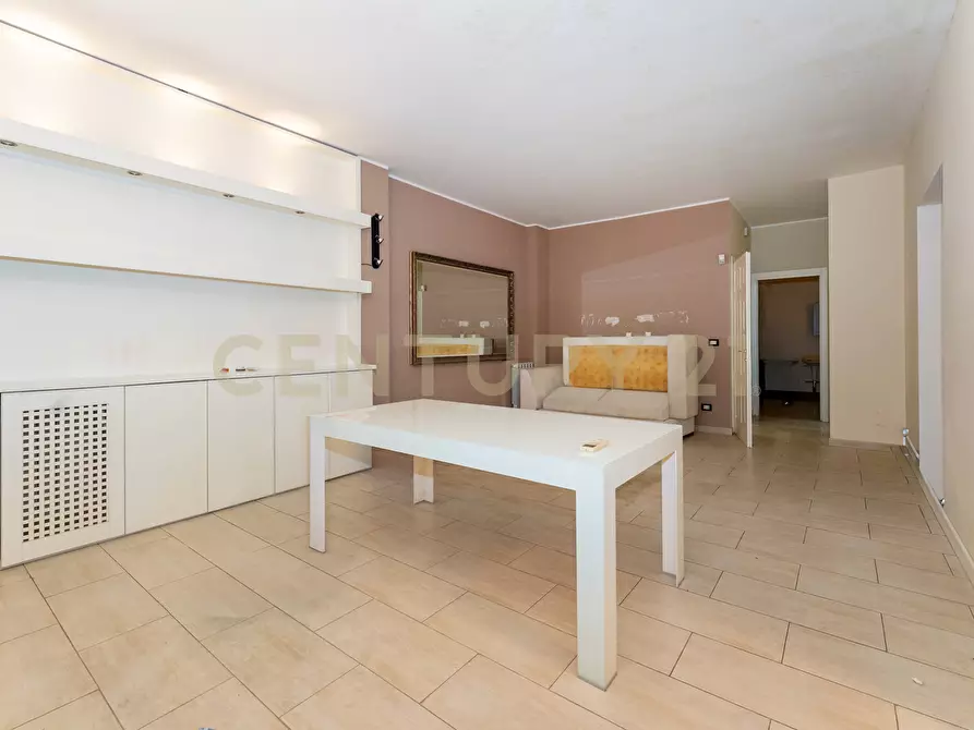 Immagine 19 di Trilocale in affitto  in Via Sgroppillo 21 a San Gregorio Di Catania