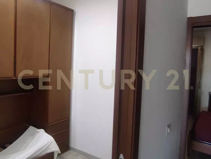 Immagine 22 di Bilocale in vendita  in Via Luigi Settembrini 2 a Giarre