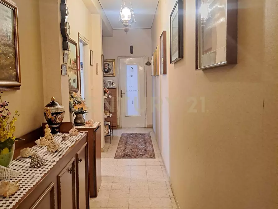 Immagine 7 di Quadrilocale in vendita  in Via Ugo Foscolo 2 a Verona