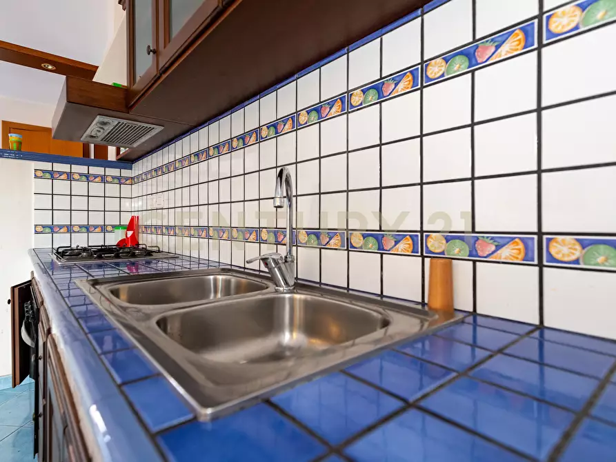 Immagine 18 di Mansarda in vendita  in Via Spiaggia 39 a Mascali