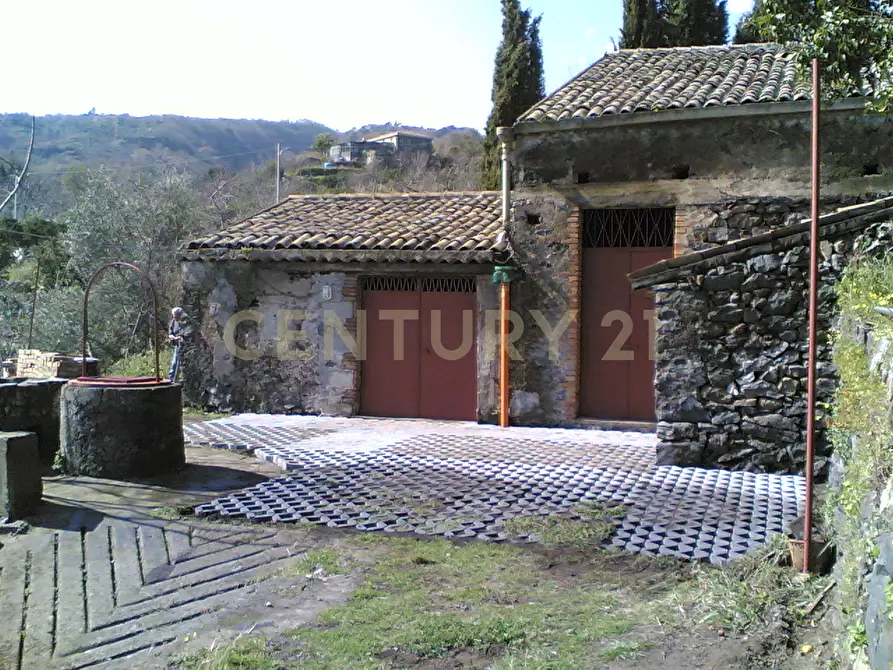 Immagine 12 di Casa bifamiliare in vendita  in Via del Santuario 26 a Giarre