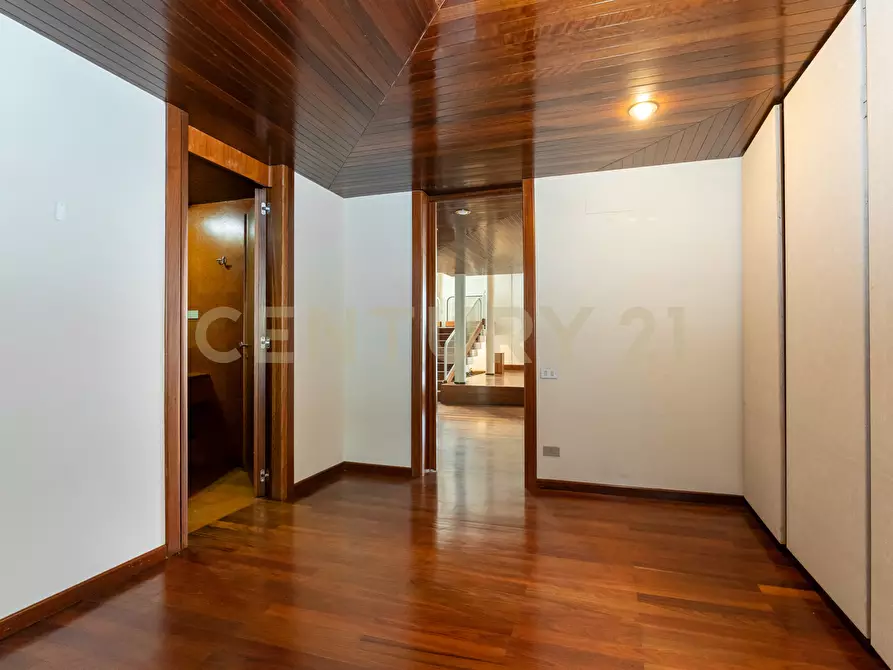 Immagine 30 di Villa in vendita  in Via dei Maceratoi 4 a Acireale