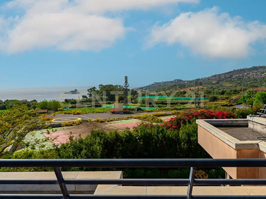 Immagine 102 di Villa in vendita  in Via dei Maceratoi 4 a Acireale