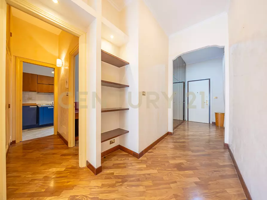 Immagine 34 di Trilocale in vendita  in Via Bevagna 56 a Roma