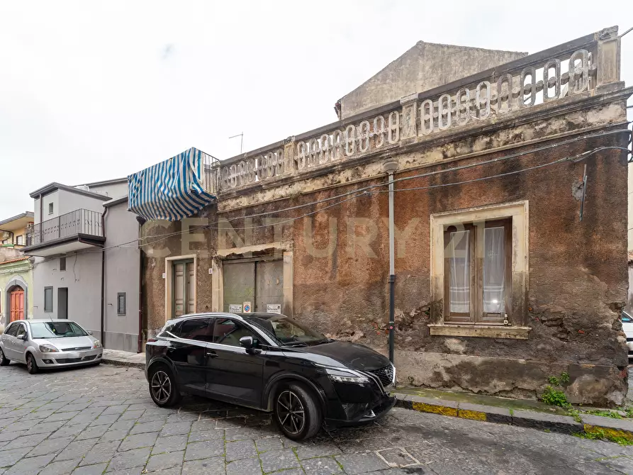 Immagine 2 di Casa indipendente in vendita  in Via Vittorio Veneto 83 a Misterbianco