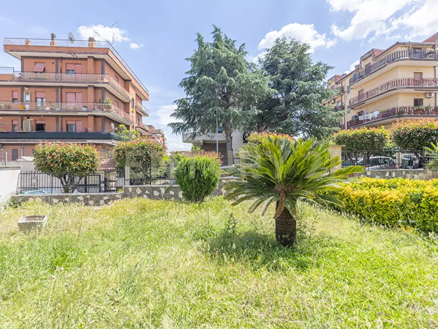 Immagine 41 di Trilocale in vendita  in Via Francavilla Fontana 37 a Roma