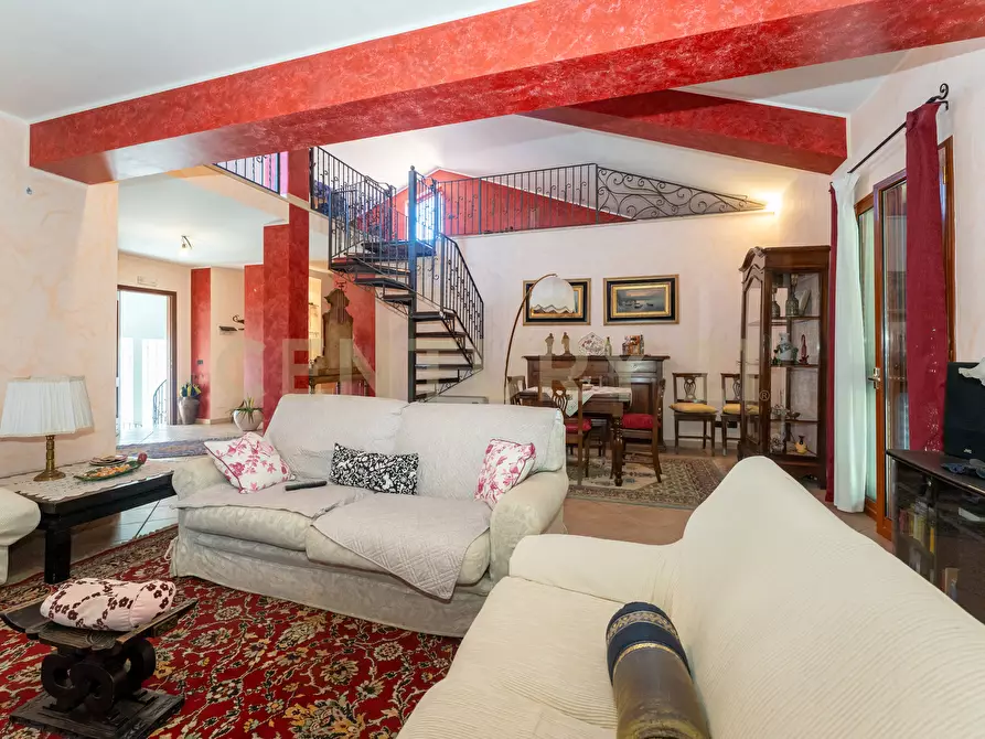 Immagine 7 di Villa in vendita  in Via Ottavia Penna 50 a Caltagirone