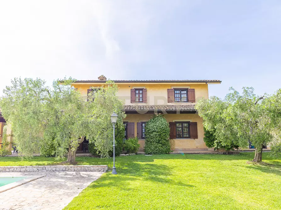 Immagine 19 di Villa in vendita  in Via di Battiferro 43 a Formello
