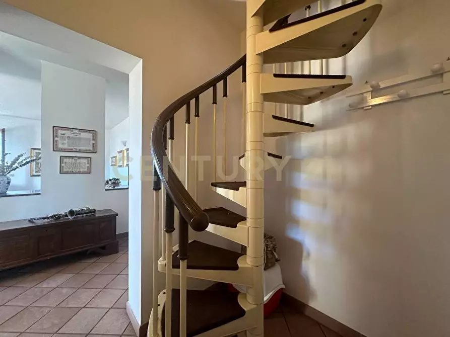 Immagine 13 di Villa in vendita  in Via Dante Alighieri a Semproniano