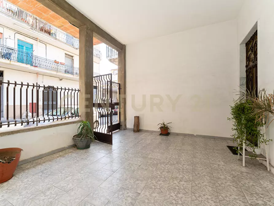 Immagine 3 di Quadrilocale in vendita  in Via P. Gobetti 8 a Adrano