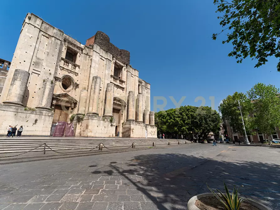 Immagine 49 di Quadrilocale in vendita  in Piazza Miracoli 2 a Catania