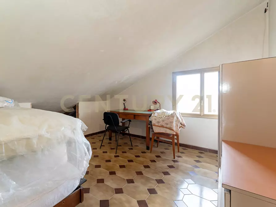 Immagine 37 di Casa bifamiliare in vendita  in Via Benedetto Croce 6 a Pedara