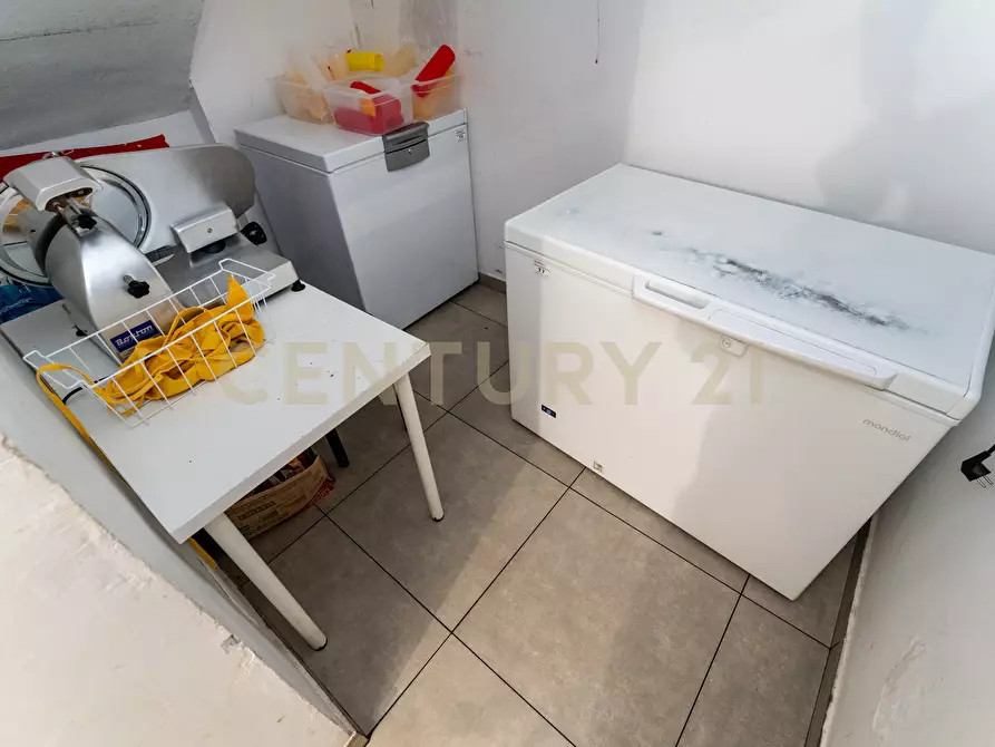 Immagine 45 di Bar / Ristorante in vendita  in Via Gemmellaro 47/A a Catania