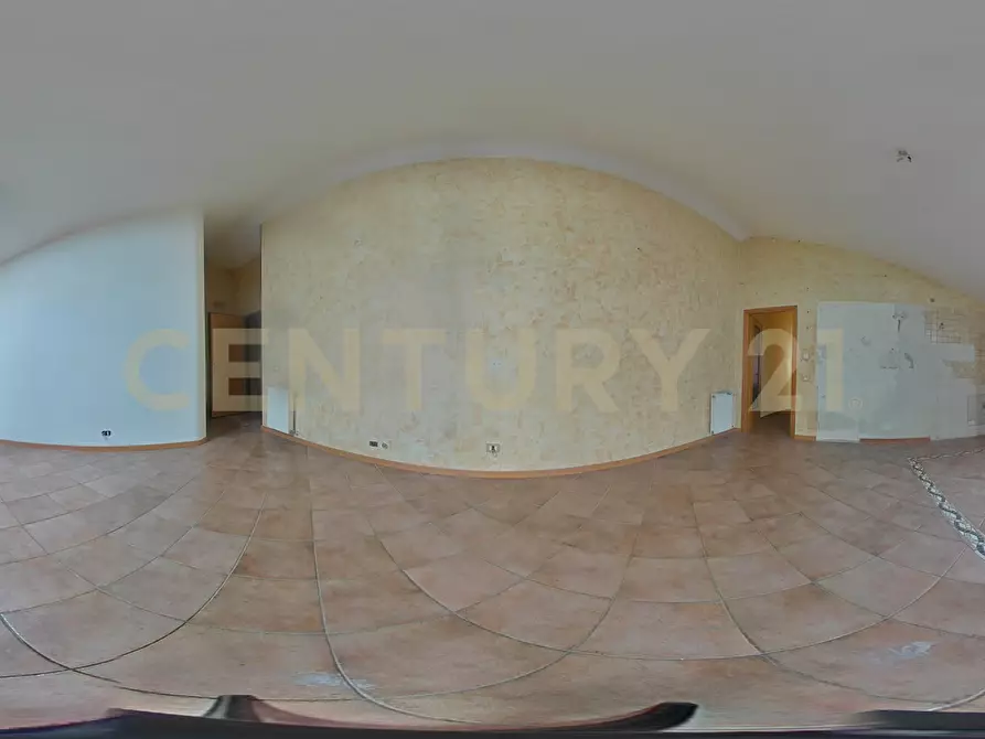 Immagine 49 di Quadrilocale in vendita  in Via Macello 86 a San Giovanni La Punta