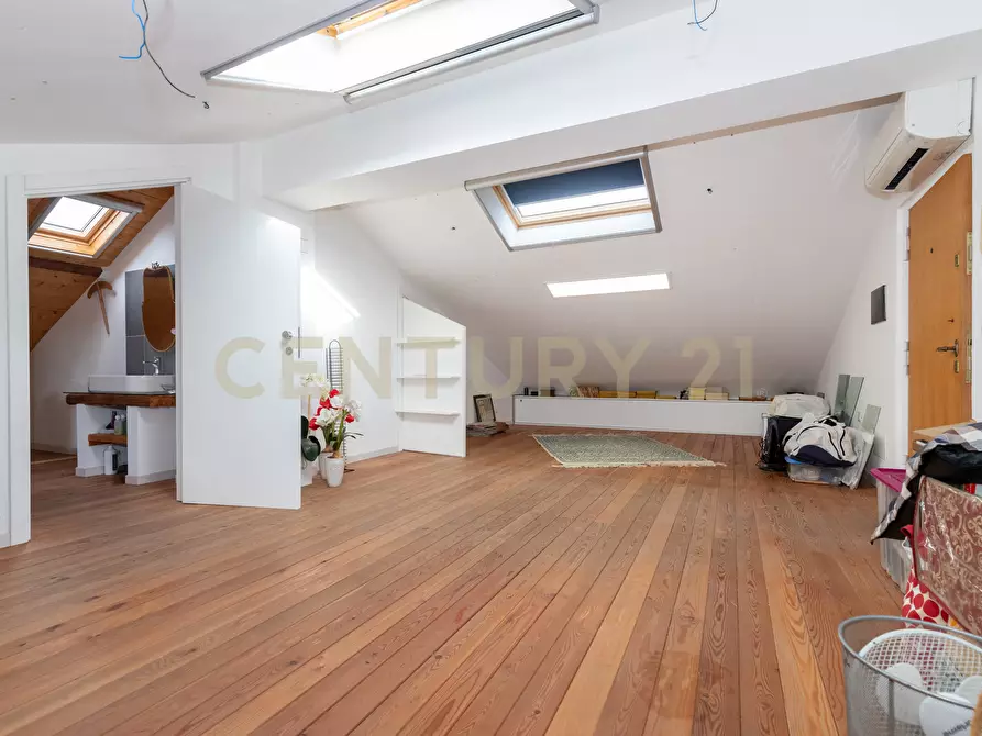 Immagine 53 di Appartamento in vendita  in Via Giovanni Guglielmino 74 a Tremestieri Etneo