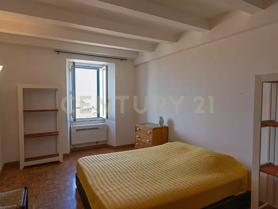 Immagine 20 di Pentalocale in vendita  in Via Amore 13 a Castiglione Della Pescaia