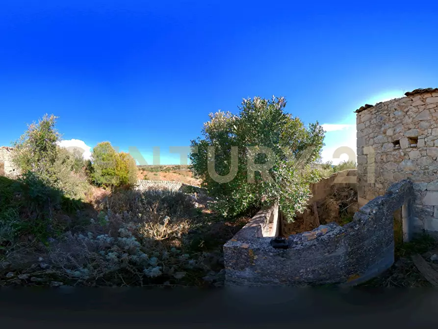 Immagine 14 di Rustico / casale in vendita  in Via dei Tulipani 21 a Ragusa