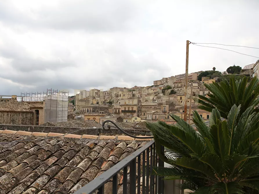 Immagine 27 di Casa indipendente in vendita  in Strada Pellico 26 a Modica