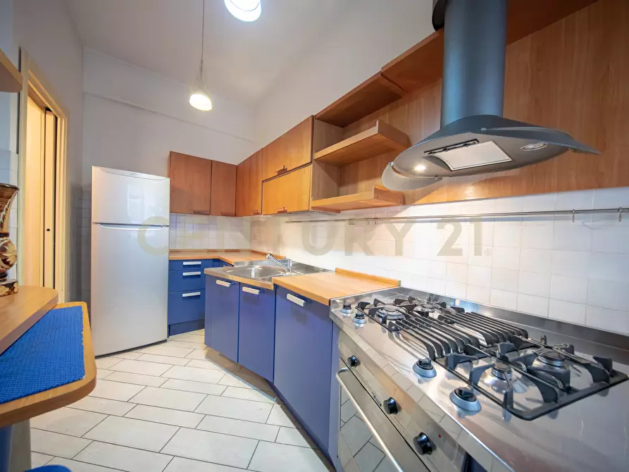 Immagine 19 di Trilocale in vendita  in Via Bevagna 56 a Roma