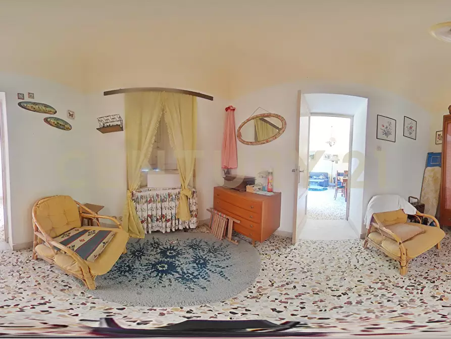 Immagine 57 di Villa in vendita  in Piazza F. M. Scuderi 7 a Viagrande