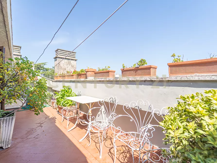 Immagine 69 di Attico in vendita  in Viale Cortina d'Ampezzo 199 a Roma