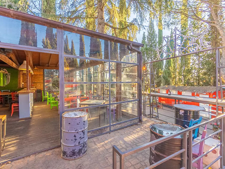 Immagine 34 di Bar / Ristorante in vendita  in Via Romana 193 a Guidonia Montecelio