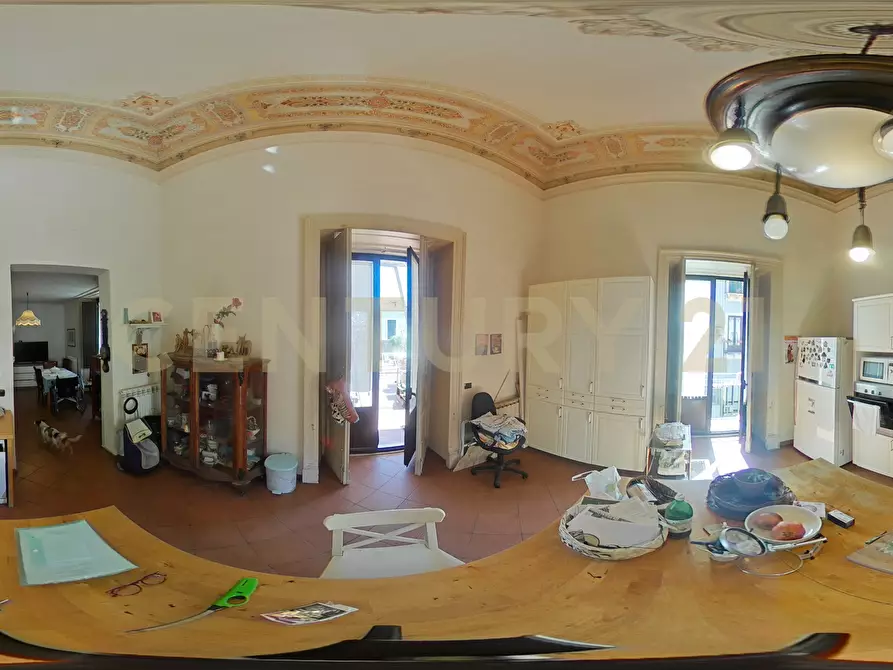 Immagine 63 di Pentalocale in vendita  in Via Etnea 196 a Catania