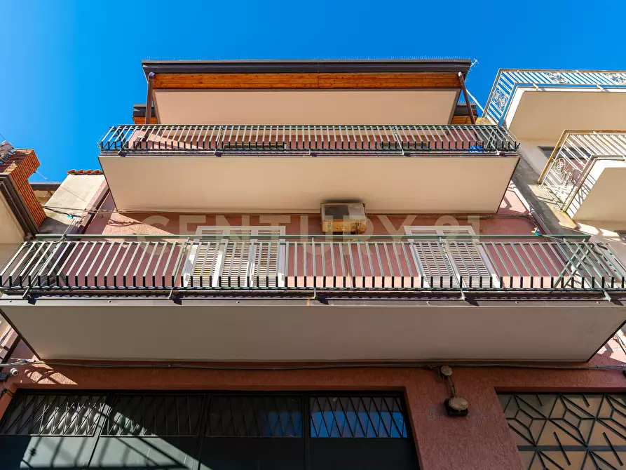 Immagine 1 di Casa indipendente in vendita  in Via del Chinotto 14 a Catania