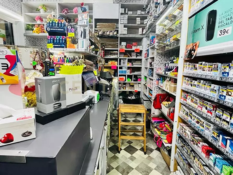 Immagine 11 di Tabaccheria in vendita  in via liri 7/9 a Grosseto