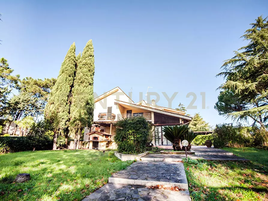 Immagine 14 di Casa bifamiliare in vendita  in Via Veientana 380D a Roma