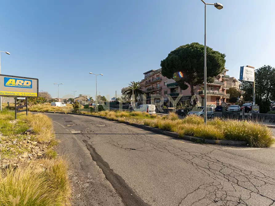 Immagine 3 di Trilocale in vendita  in Via Duca degli Abruzzi 163 a San Giovanni La Punta