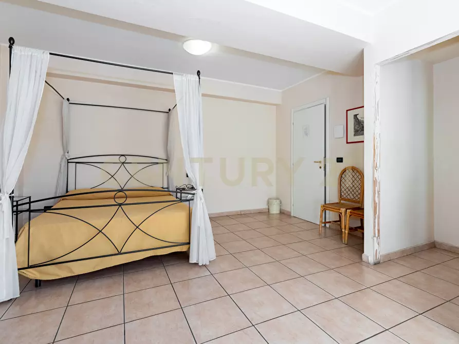 Immagine 54 di Casa indipendente in vendita  in Via Consolare Valeria 220 a Sant'alessio Siculo