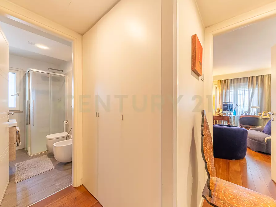 Immagine 18 di Attico in vendita  in Viale Carmelo Bene 320 a Roma