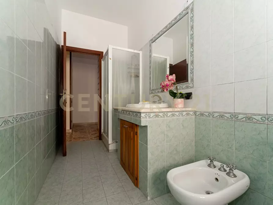 Immagine 12 di Appartamento in vendita  in Via Guglielmo Marconi 36 a Valverde