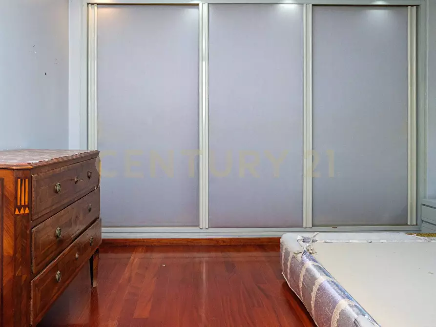 Immagine 33 di Villa in vendita  a Catania