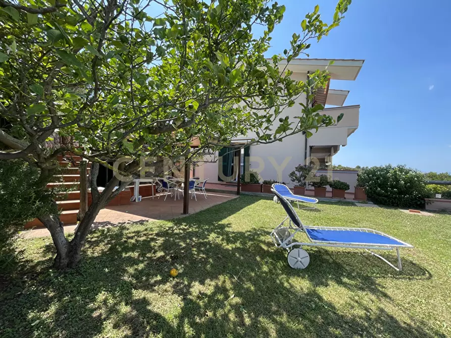 Immagine 32 di Trilocale in vendita  in Via della cacciarella a Monte Argentario