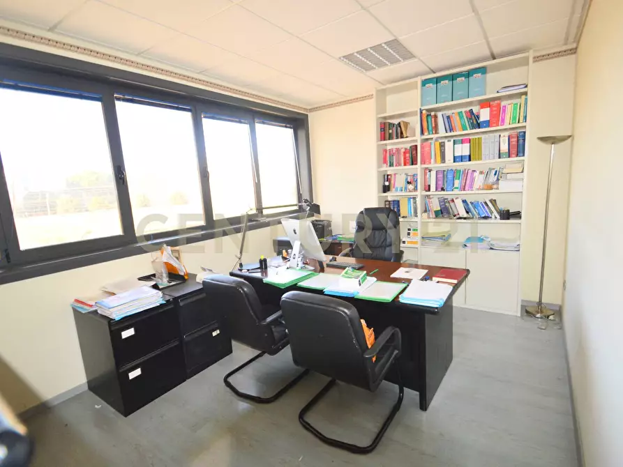 Immagine 5 di Ufficio in vendita  a Grosseto