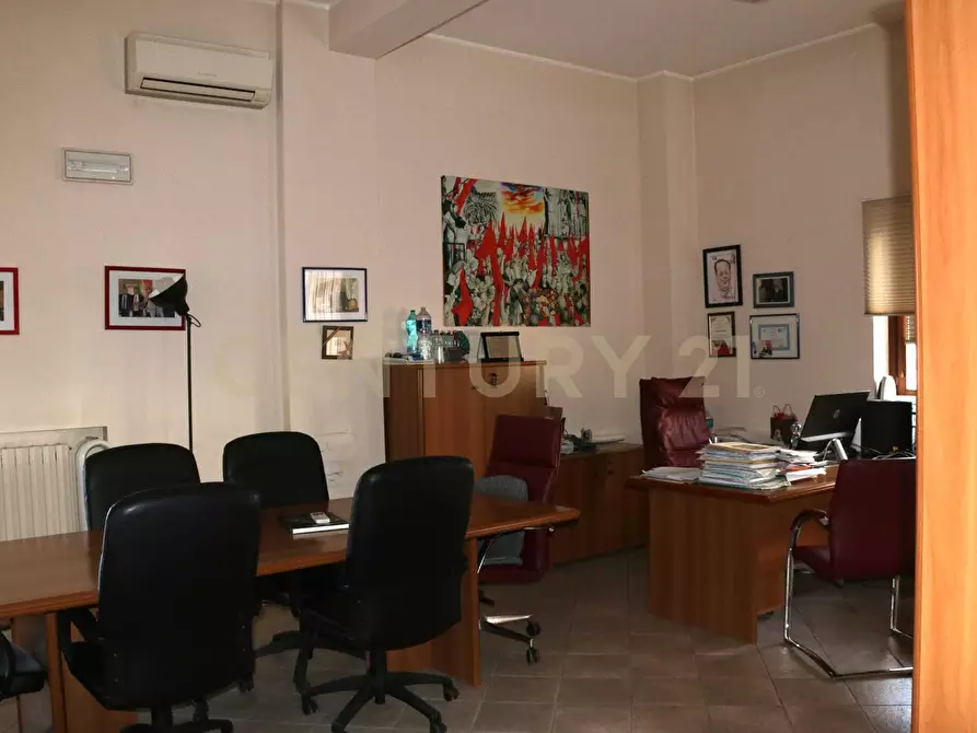 Immagine 71 di Attività commerciale in vendita  in Via Enrico Mattei 12 a Enna