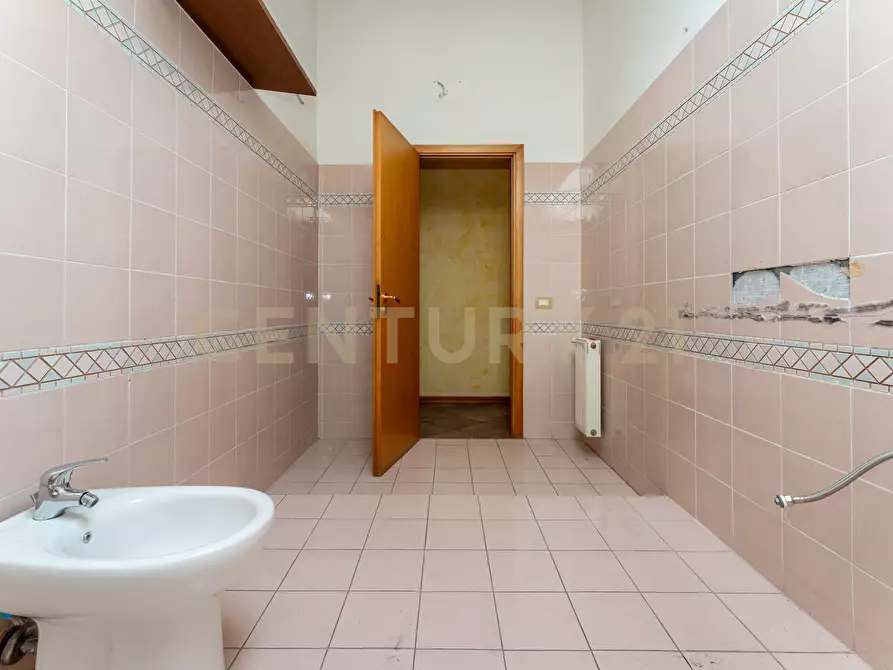 Immagine 14 di Quadrilocale in vendita  in Via Macello 86 a San Giovanni La Punta