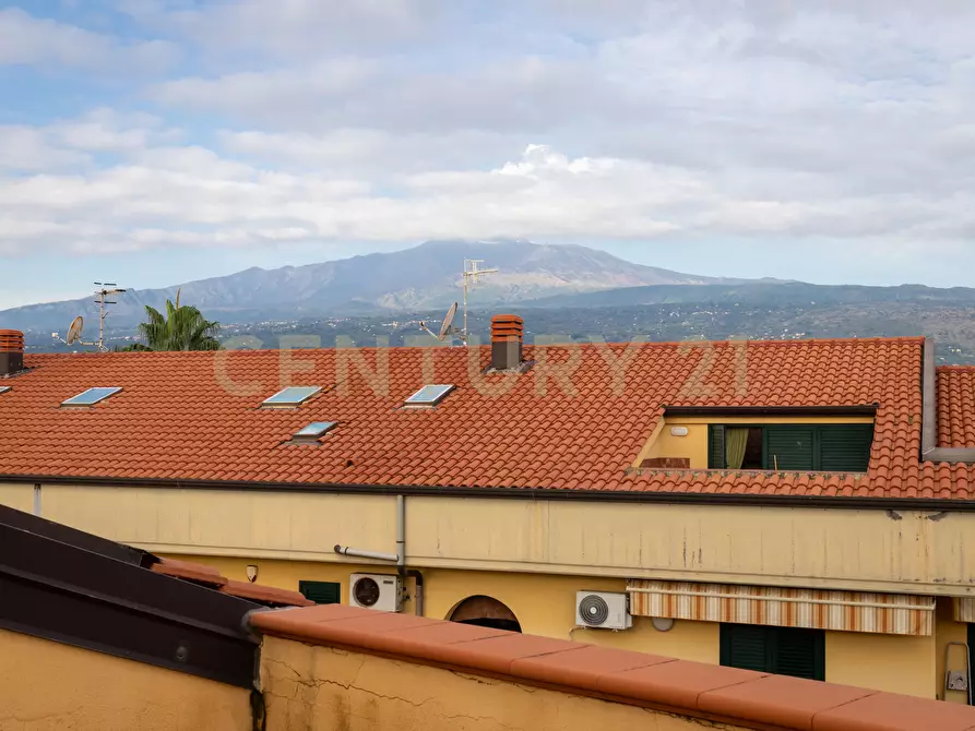 Immagine 76 di Mansarda in affitto  in Via Spiaggia 39 a Mascali