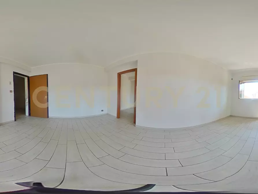 Immagine 43 di Trilocale in vendita  in Via Firenze 112 a Aci Castello