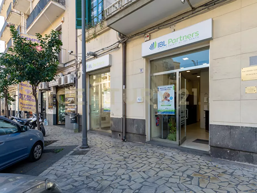 Immagine 35 di Locale commerciale in vendita  in Corso delle Province 23 a Catania