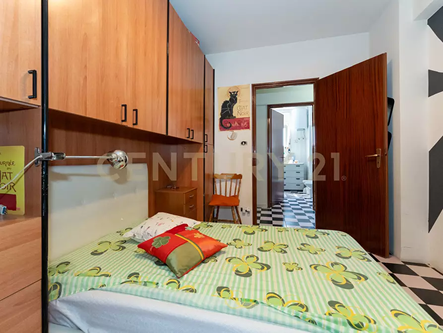 Immagine 43 di Quadrilocale in vendita  in Viale San Teodoro 7 a Catania