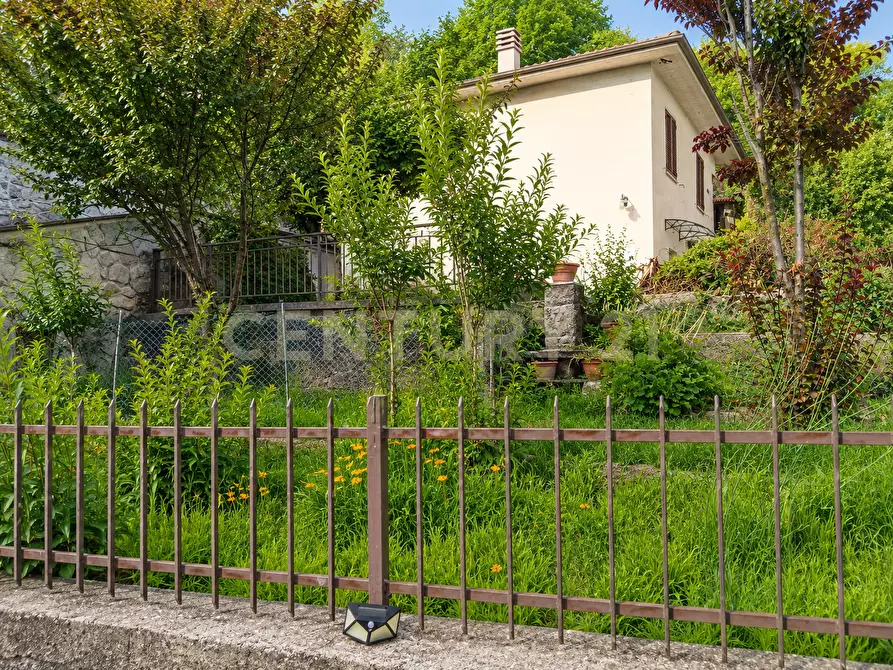 Immagine 9 di Casa bifamiliare in vendita  in Via Fratelli Rosselli 81 a Santa Fiora
