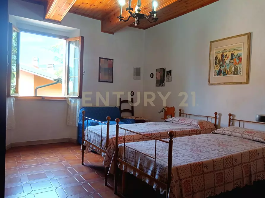 Immagine 35 di Pentalocale in vendita  in Via Mentana 15 a Abbadia San Salvatore