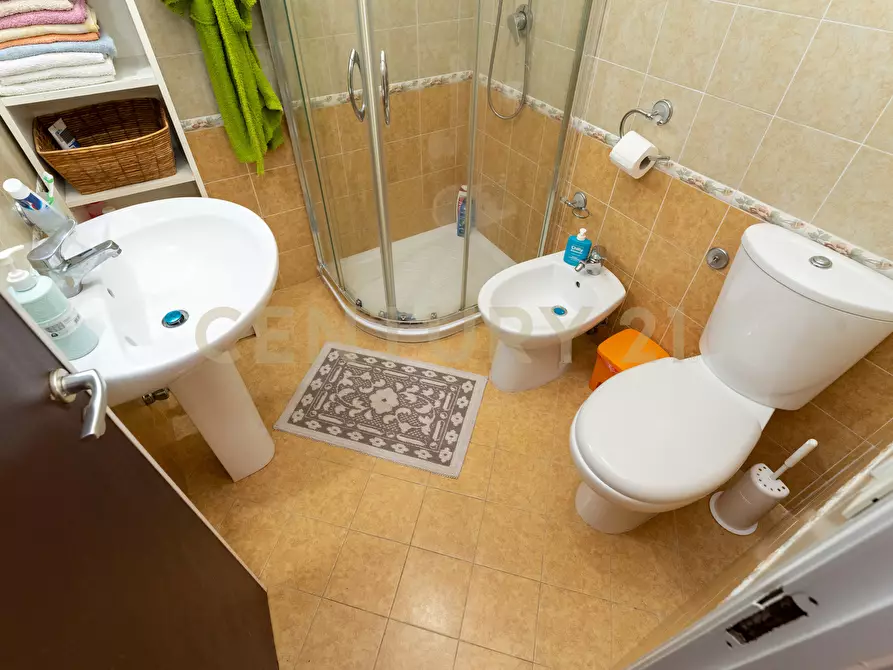 Immagine 32 di Pentalocale in vendita  in Via della Grotta 2 a Augusta