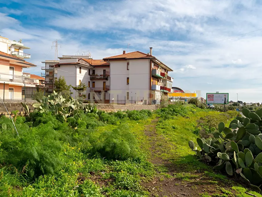 Immagine 21 di Appartamento in vendita  in Via Salvatore Quasimodo 7 a Gravina Di Catania