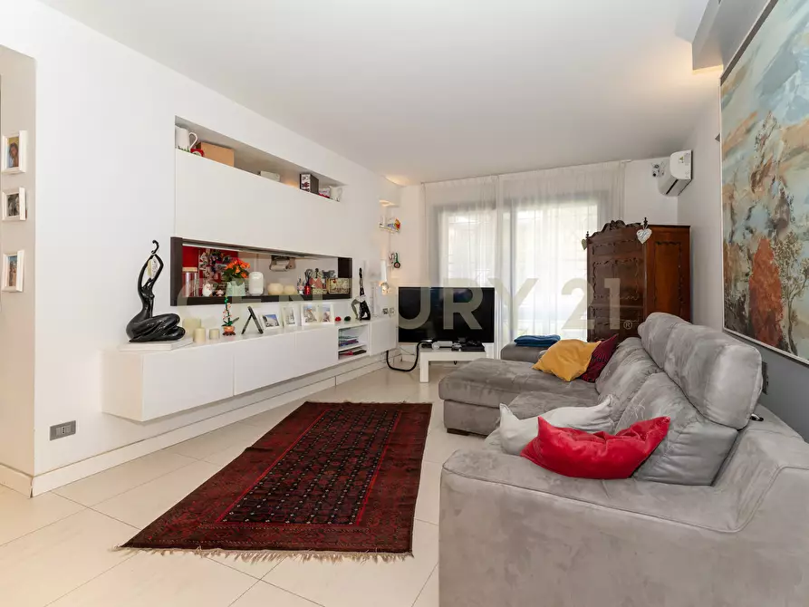 Immagine 20 di Casa indipendente in vendita  in Via dei Maceratoi 5 a Acireale