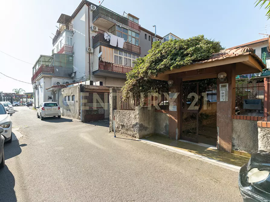 Immagine 21 di Trilocale in vendita  in Via Galermo 308 a Catania