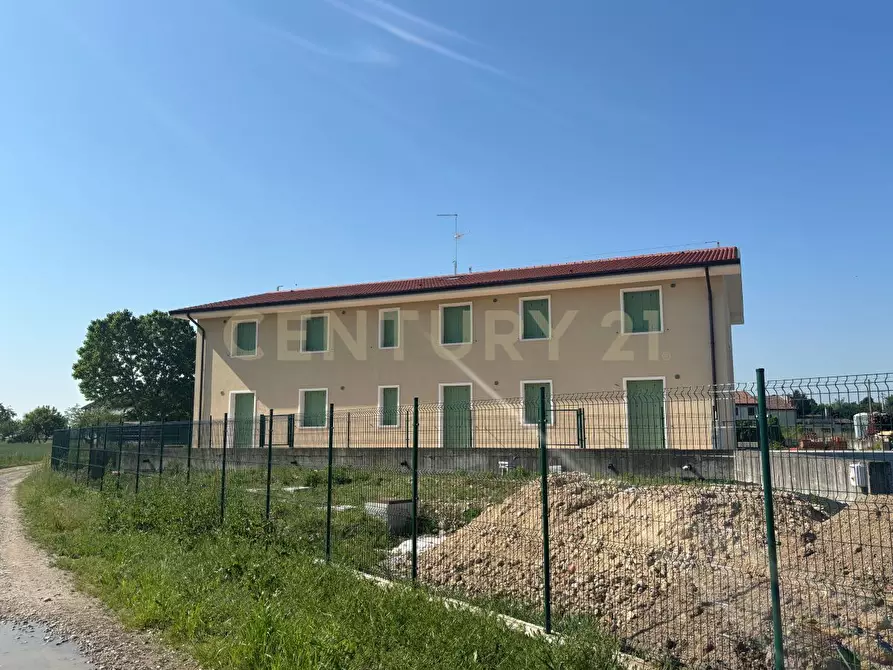 Immagine 35 di Trilocale in vendita  in Via Toffanelle Nuove a Zevio